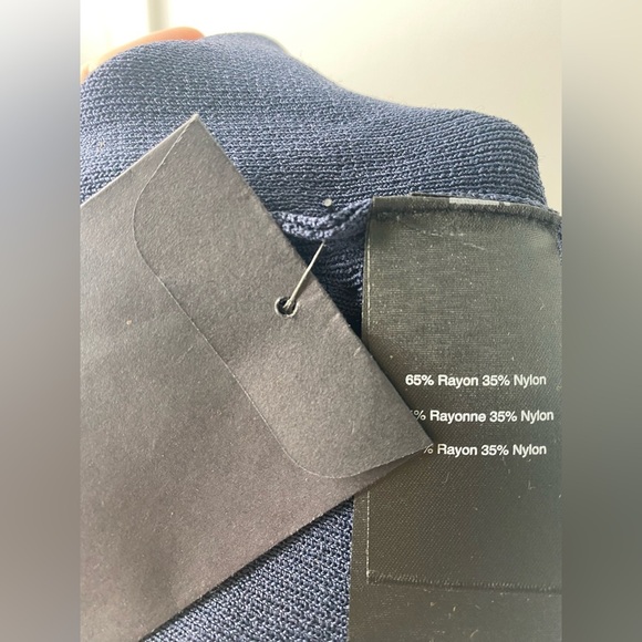 DONNA KARAN NWT Navy Sleeveless Top with Gold Button Accents - Picture 4 of 7